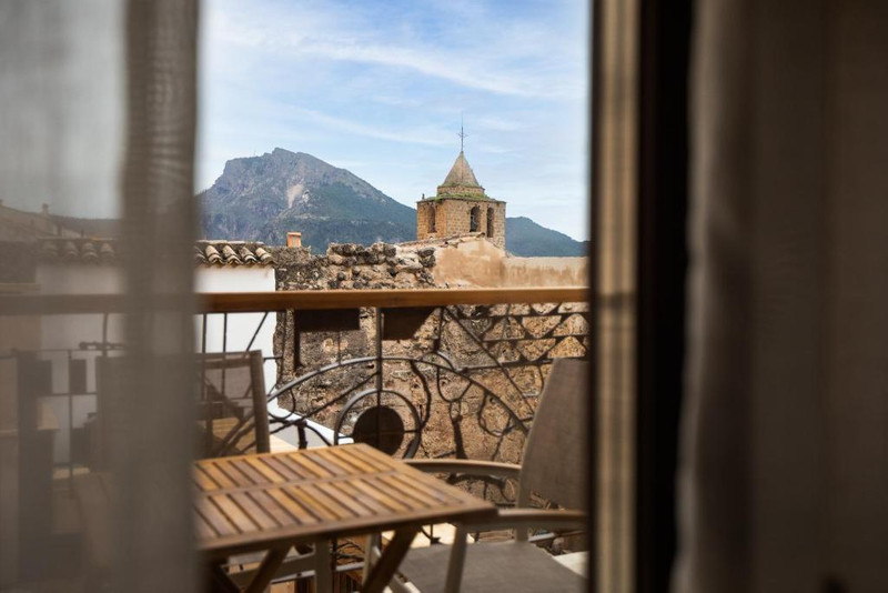 Hotel Poeta Jorge Manrique 10