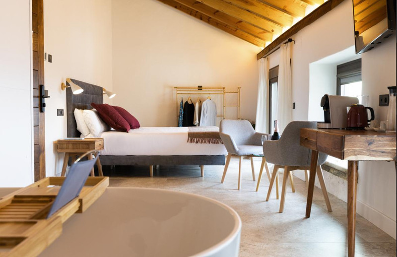 Hotel Poeta Jorge Manrique 9