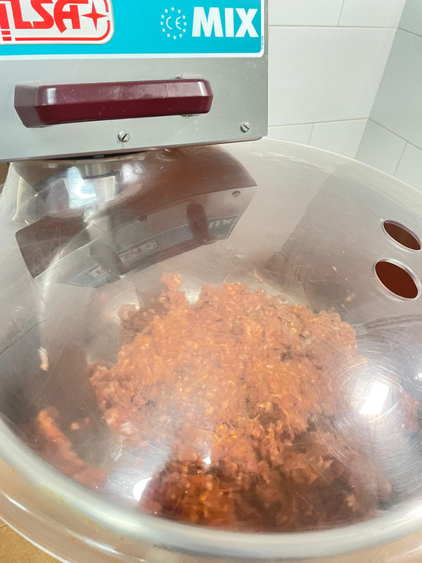 Carnicería Mercedes Cuadros Vivo 6